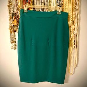 Dark Green Skirt🍀